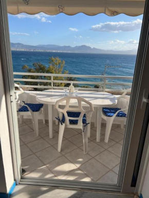 Atlas Apartment with Private Beach and SeaView Blue